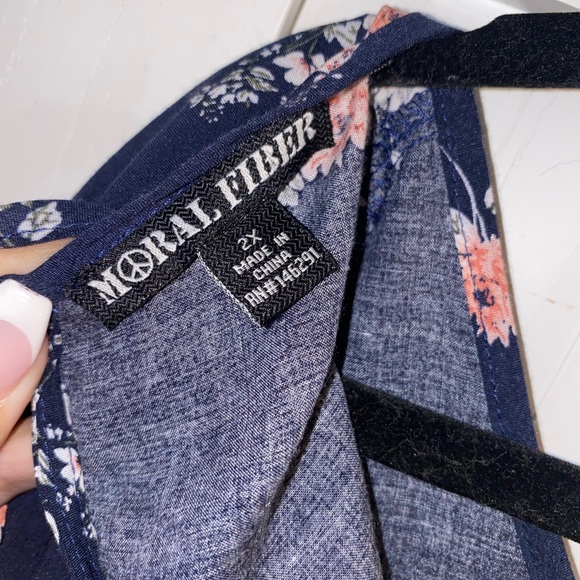 Floral Blouse (BUNDLE & SAVE 15% OFF) - Picture 2 of 2